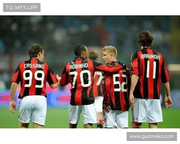 国米与AC米兰激战正酣 谁能在米兰德比中笑傲江湖 国米与AC米兰激战正酣 谁能在米兰德比中笑傲江湖