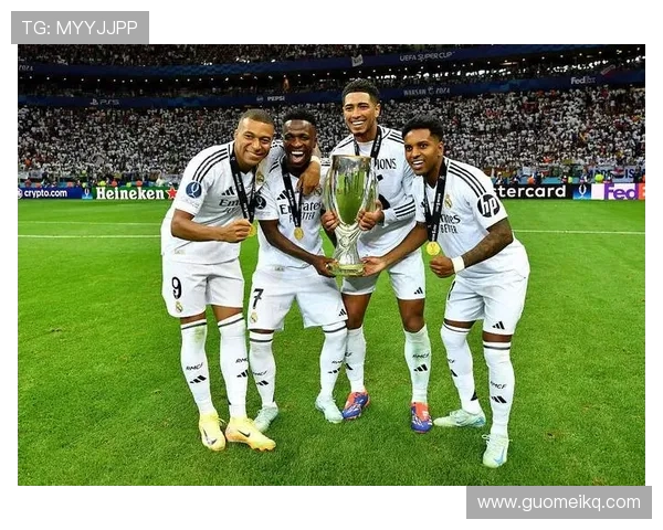 皇家马德里强势出击巅峰对决再燃绿茵荣耀争锋瞬间 皇家马德里强势出击巅峰对决再燃绿茵荣耀争锋瞬间