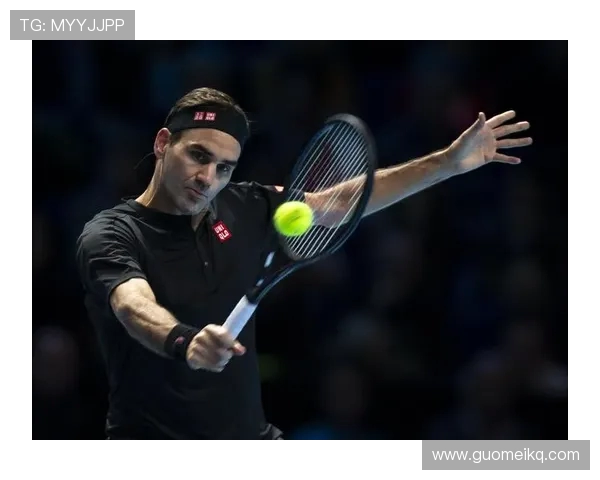 深圳网球队的阵地战揭秘：深度解析网球战术与团队协作的奥秘