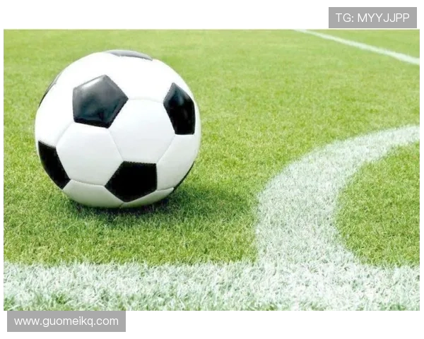 黄秀英独家分享：深入解析足球技巧与战术心得的全新视角