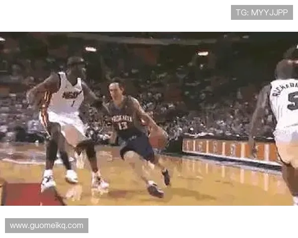 洞察NBA格局：全面解析球星动态与联盟未来发展趋势蓝图前景