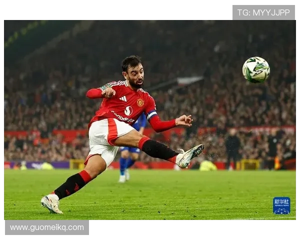 布鲁诺费尔南德斯：足球场上的魔术师与战术大师的完美结合